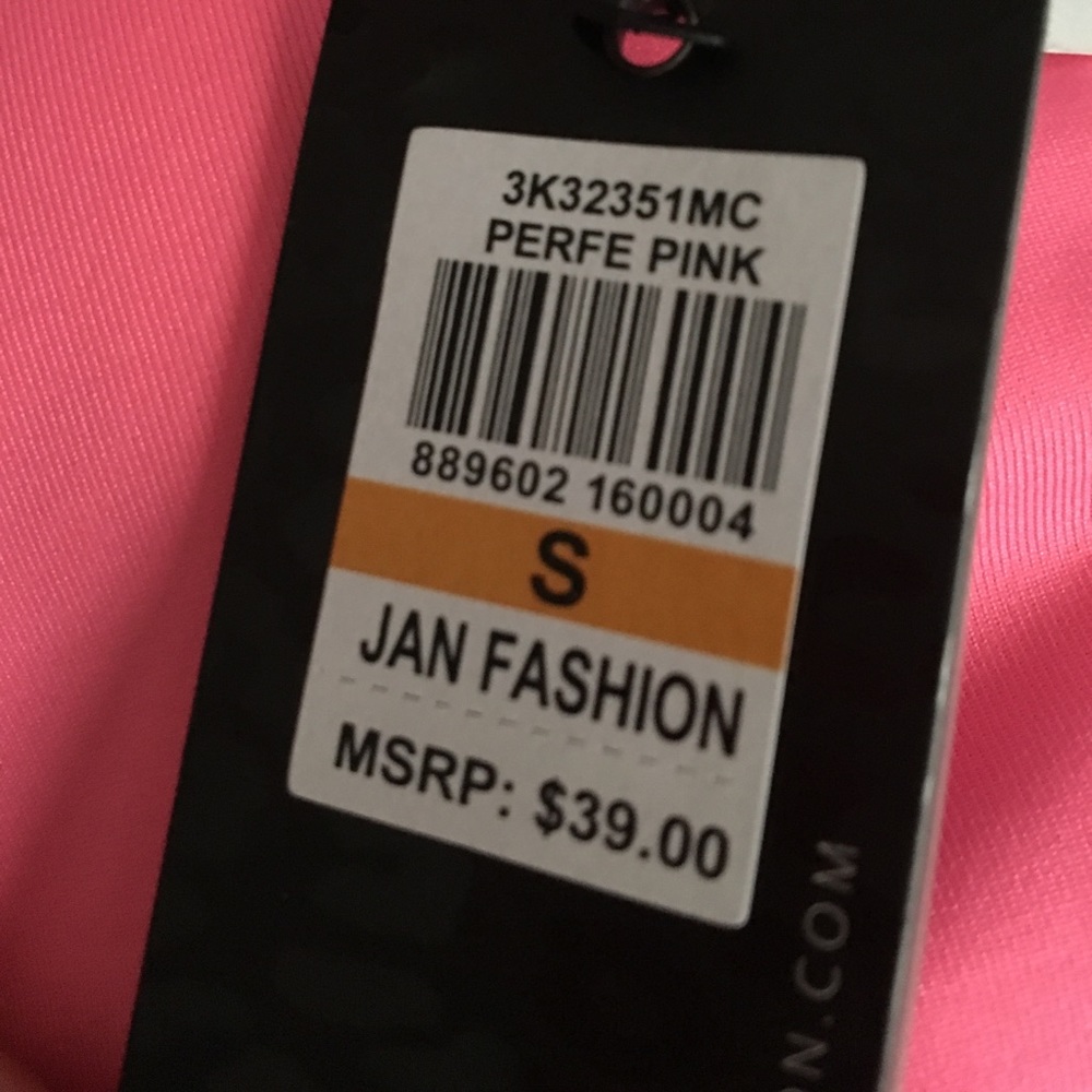 NWT Jessica Simpson THE WARMUP Sports Bra - Picture 3 of 3