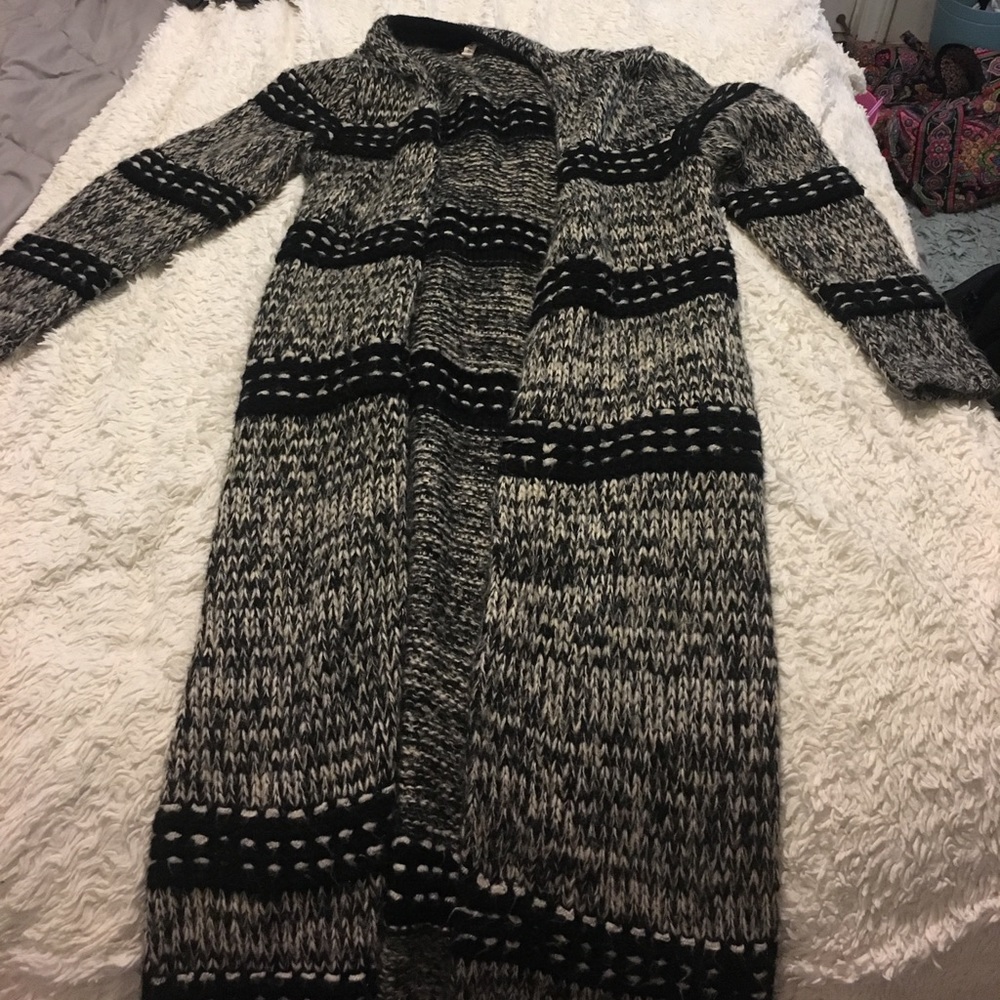 Long sweater, size medium/large.