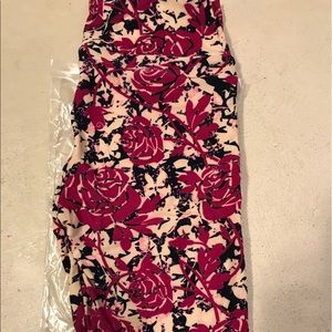 Lularoe bnip os beauty and the beast leggings