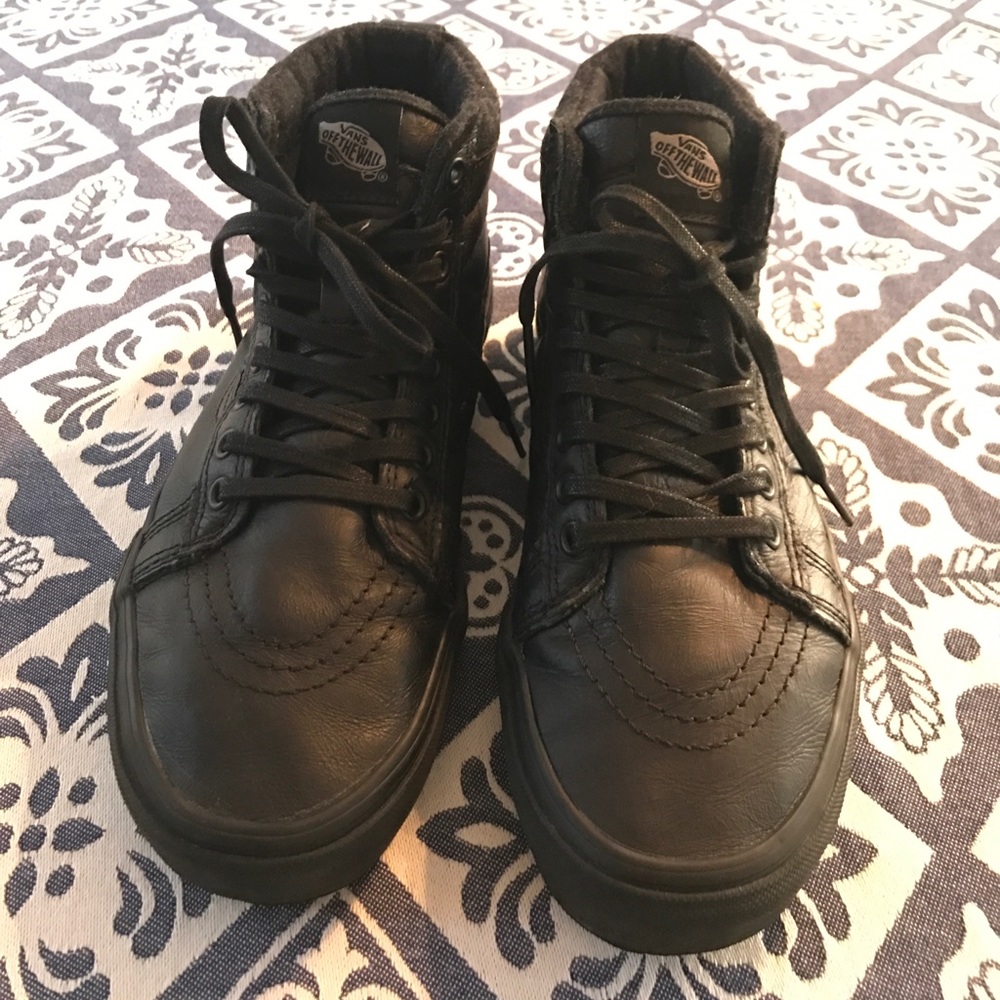 SK8 Hi MTE- Black leather high top Vans