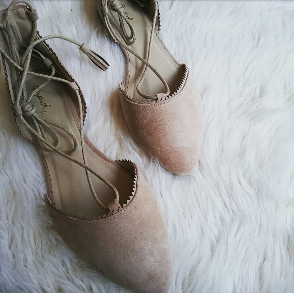 LAST PAIR!!//The Jessica Day// Taupe lace up Flats - Picture 5 of 6