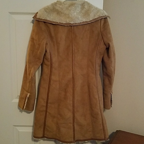 women's coat - Picture 2 of 4