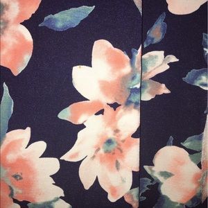 Sleeves floral maxi dress