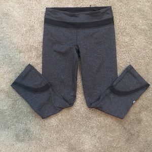 Lululemon Herringbone Crop