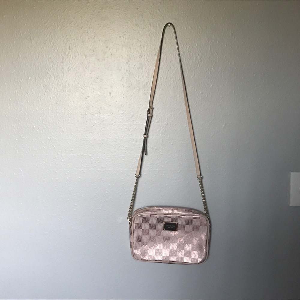 Micheal Kors crossbody