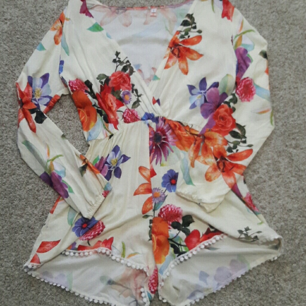 Flower and lace romper