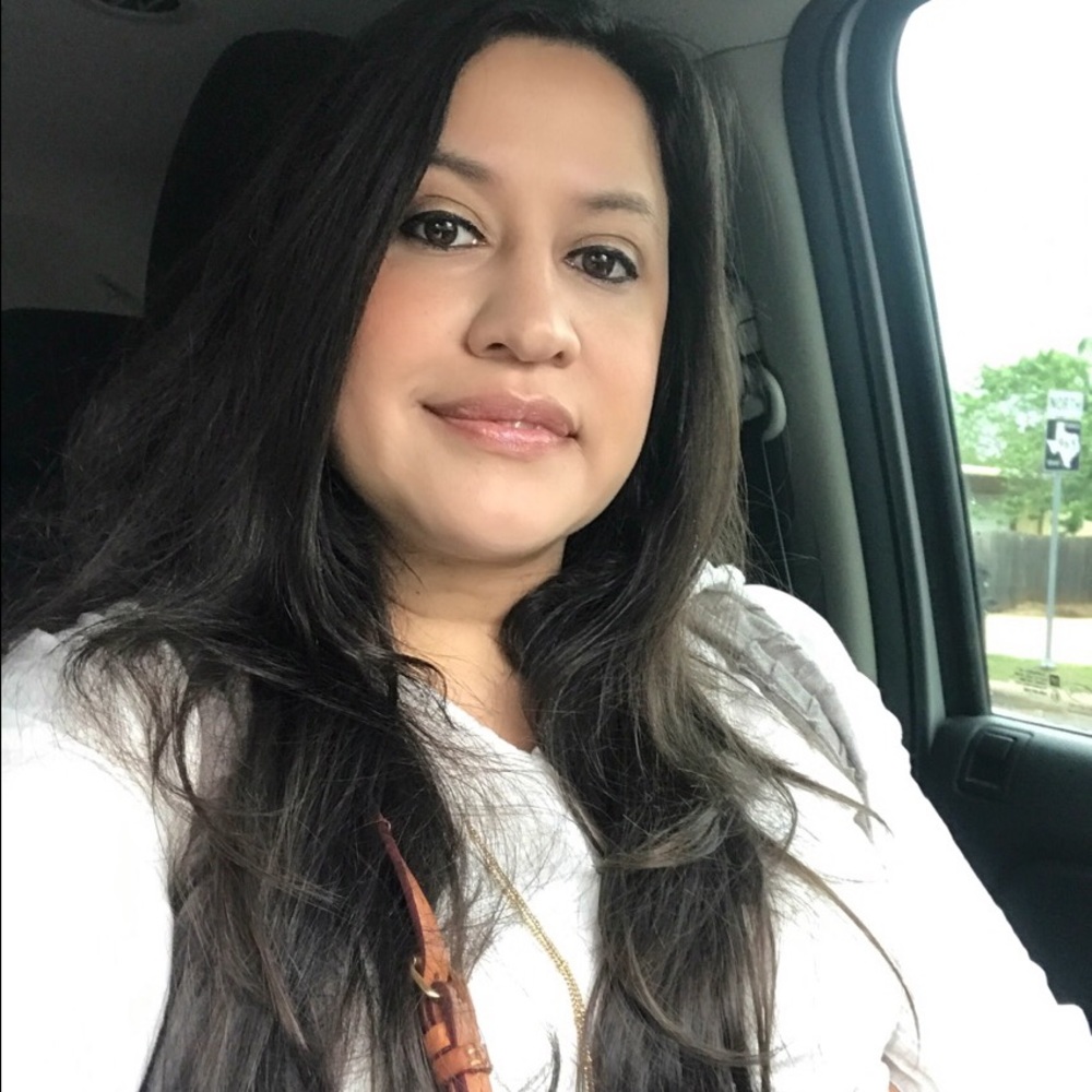 Meet your Posher, Stephanie