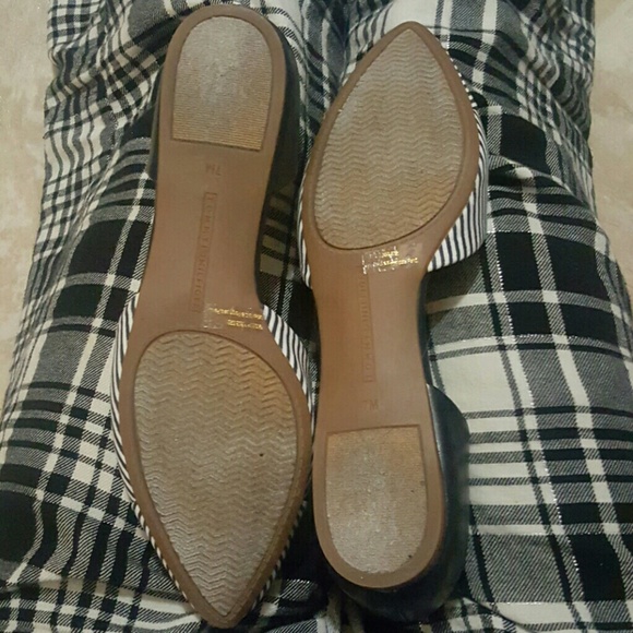 Tommy Hilfiger D'Orsay Flats Like New - Picture 5 of 5