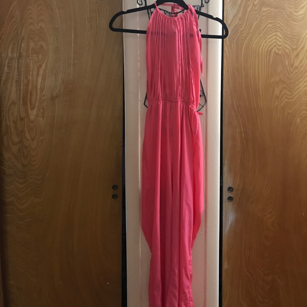 Oral halter pants suit