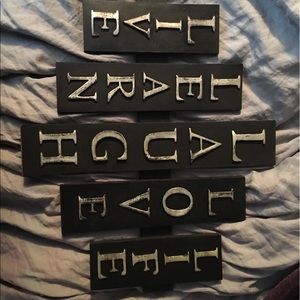 Live,laugh, love sign