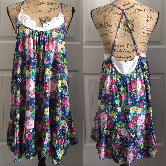 LAST ONE! Floral Print Dress - Picture 2 of 8