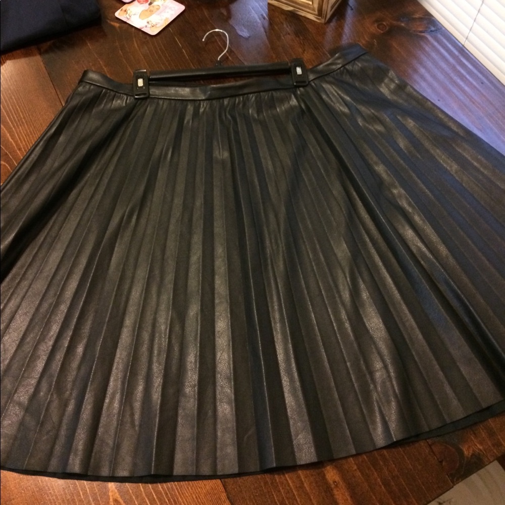 Calvin Klein pleated faux leather mini skirt