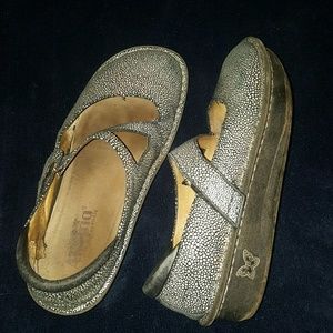 Alegria nursing shoes