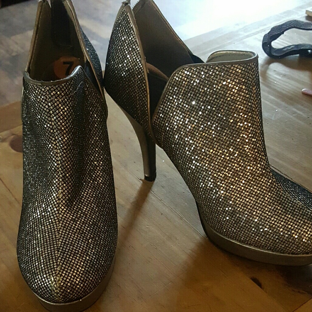 Unlisted Silver Heels