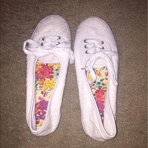 White/Lace Shoes