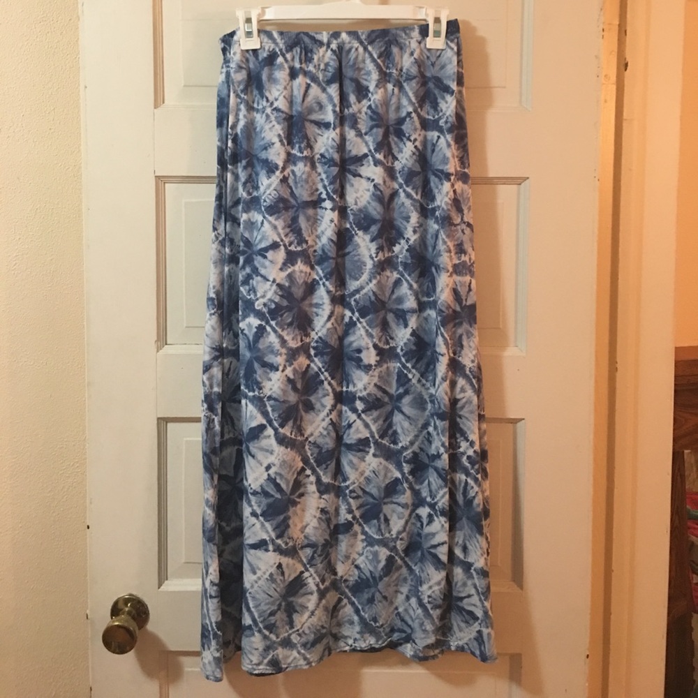Tie-Dye Maxi Skirt