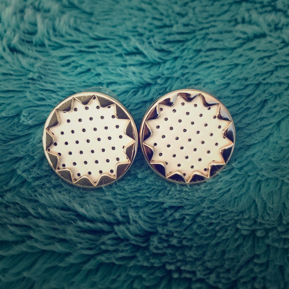 House of Harlow Sunburst Earrings
