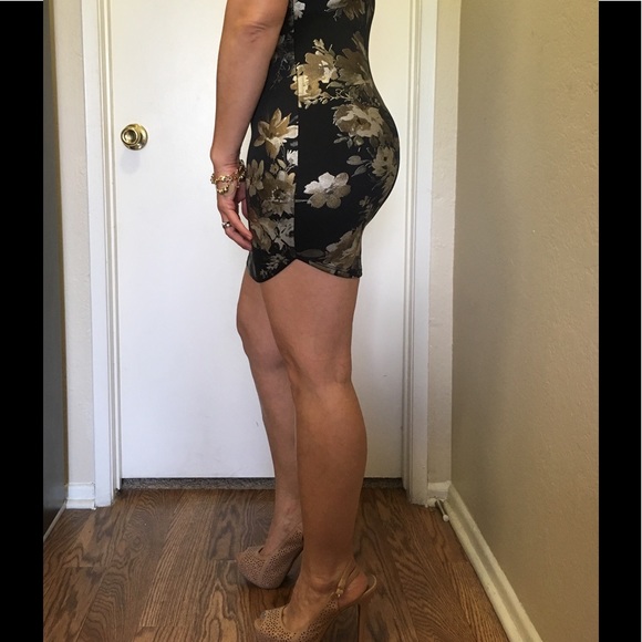 Windsor Black Short and Sweet Dress πHOST PICK π - Picture 3 of 4