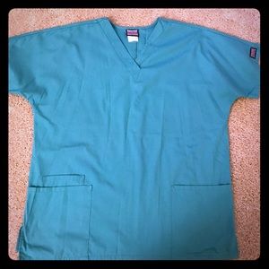 Cherokee scrub top