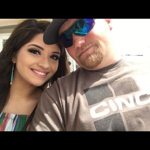 Meet your Posher, Amarillis