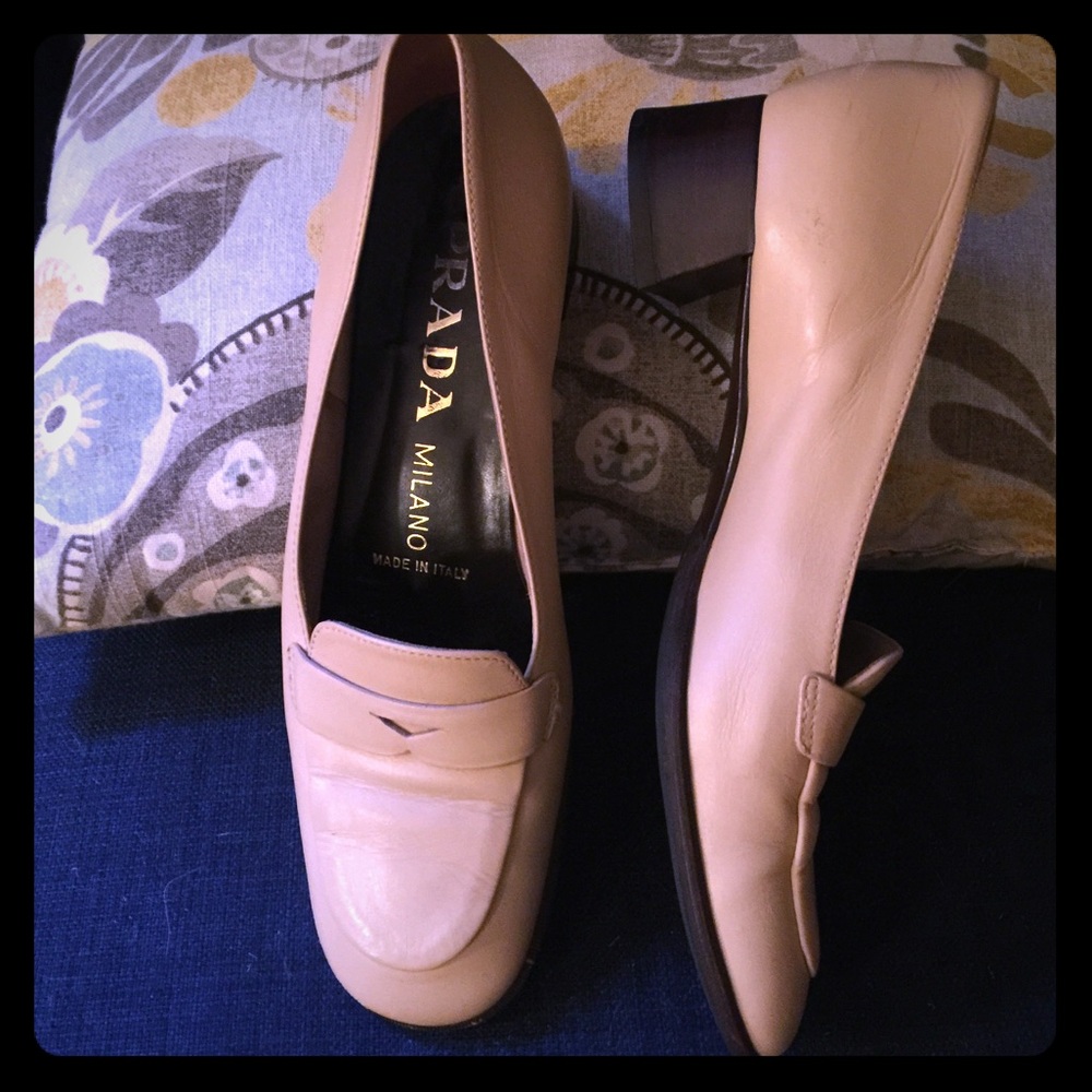 Prada beige leather loafers shoes 37