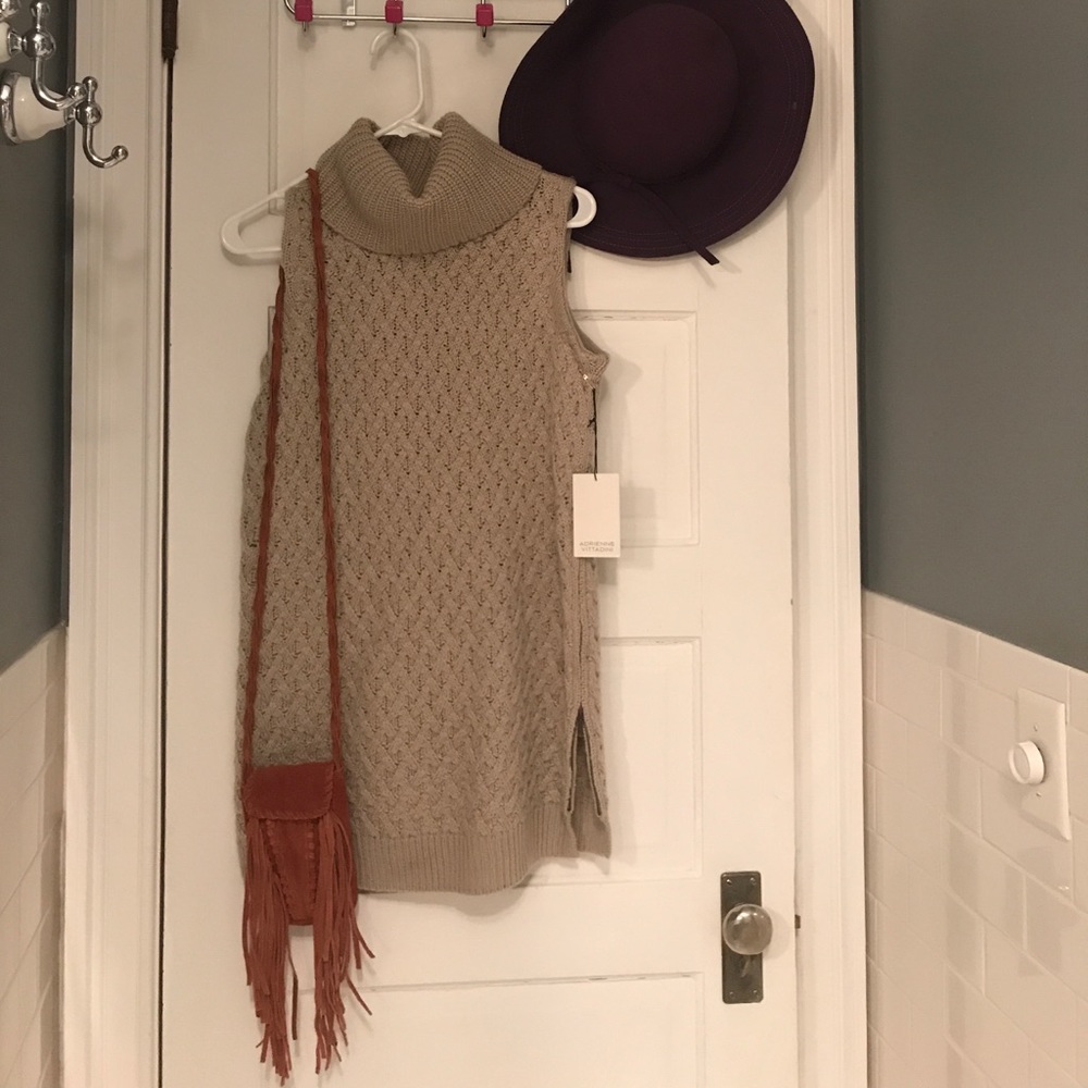 Adrienne Vittadini Brand New sleeveless sweater