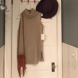 Adrienne Vittadini Brand New sleeveless sweater