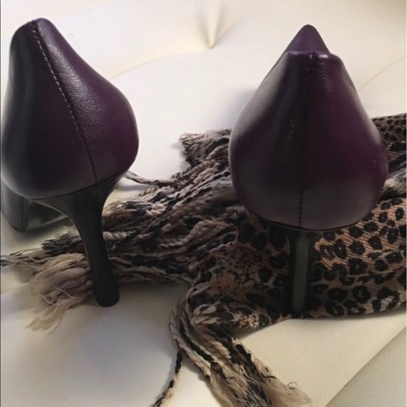 Leather pumps - Picture 6 of 6