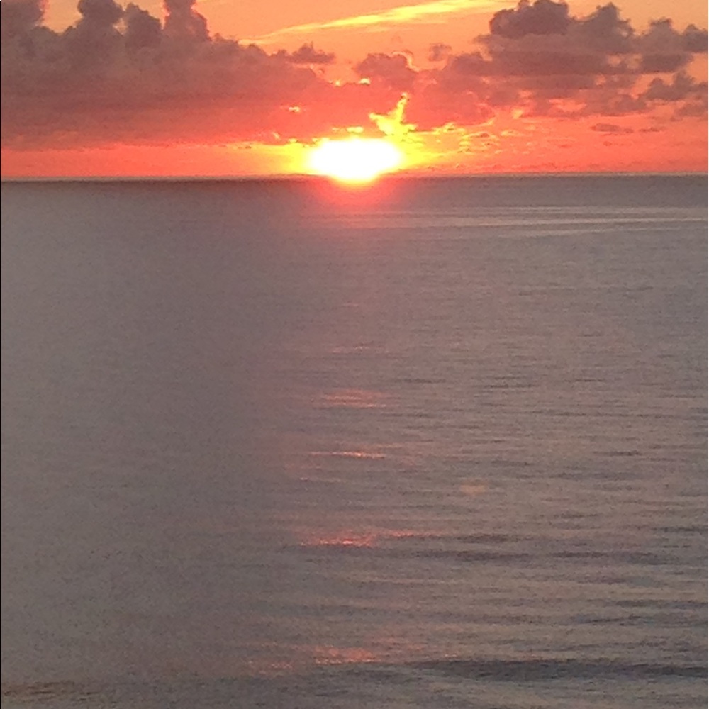 Meet your Posher, Akilah