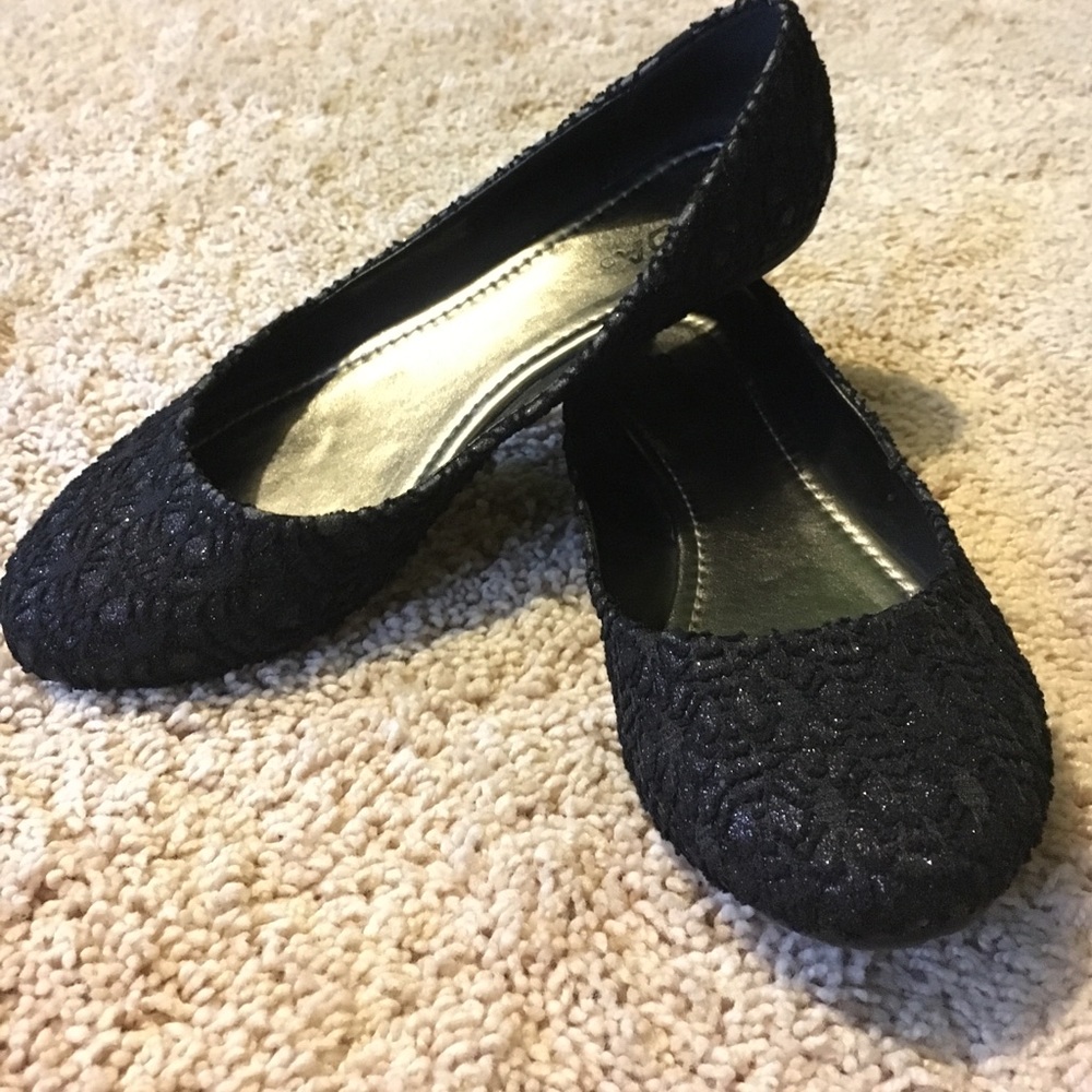 sparkly lace flats
