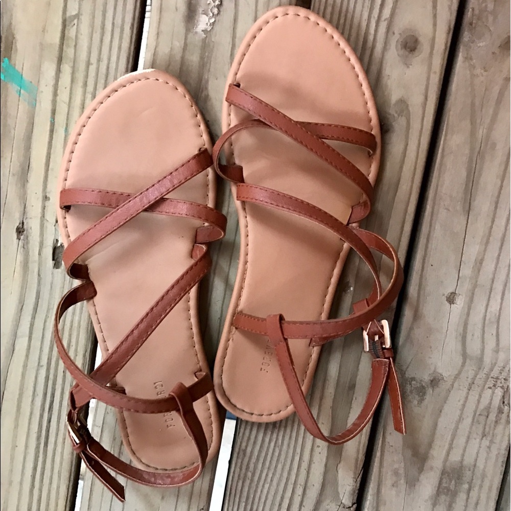 Size 7.5 sandals