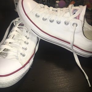 WHITE CONVERSE VERY CLEAN