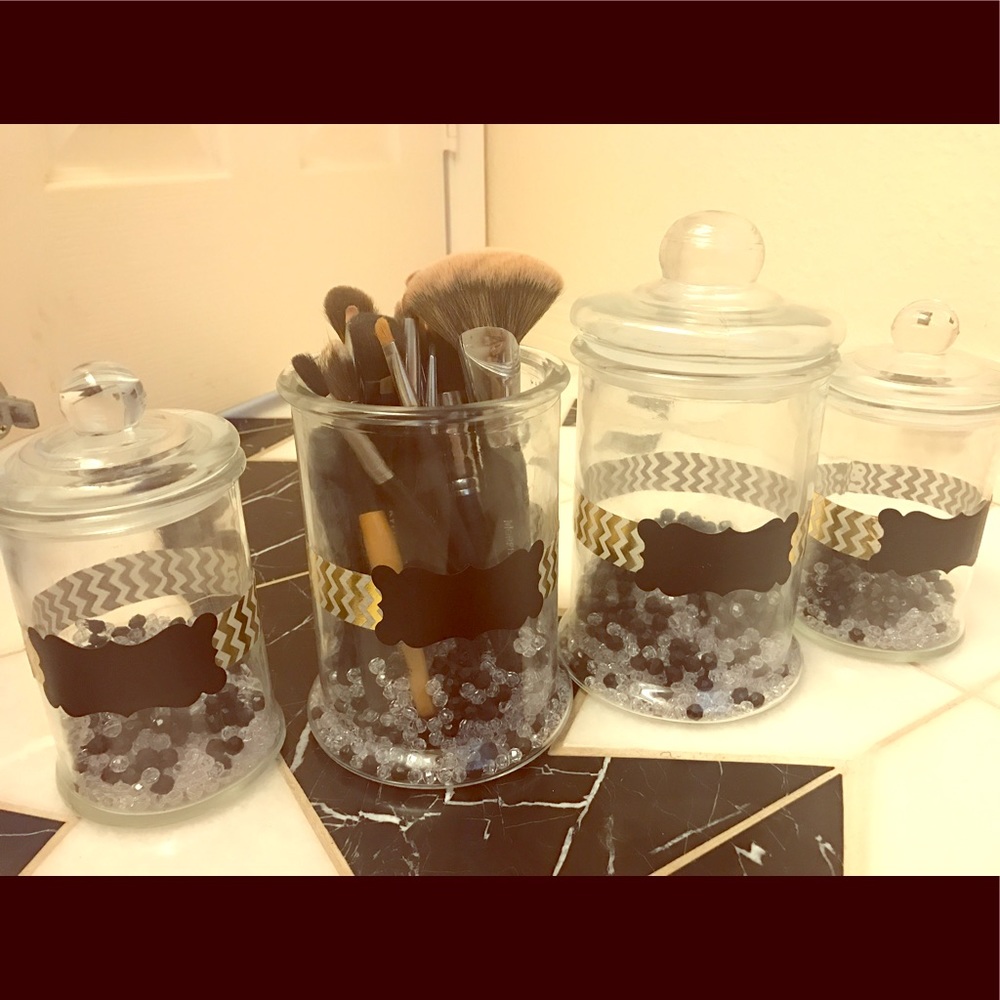 GLASS makeup holders