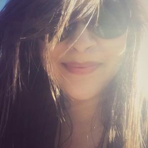 Meet your Posher, Rebeca