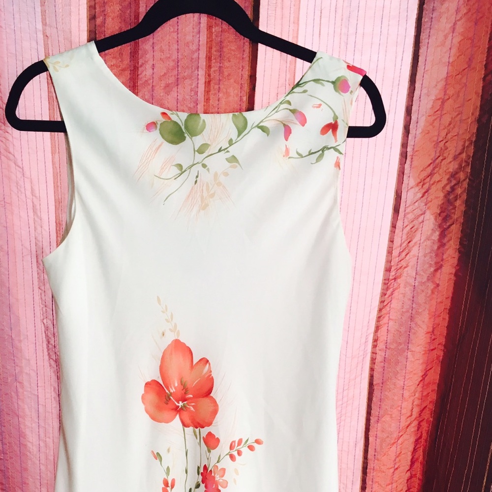 🌸🌸NEW Price. Floral dress