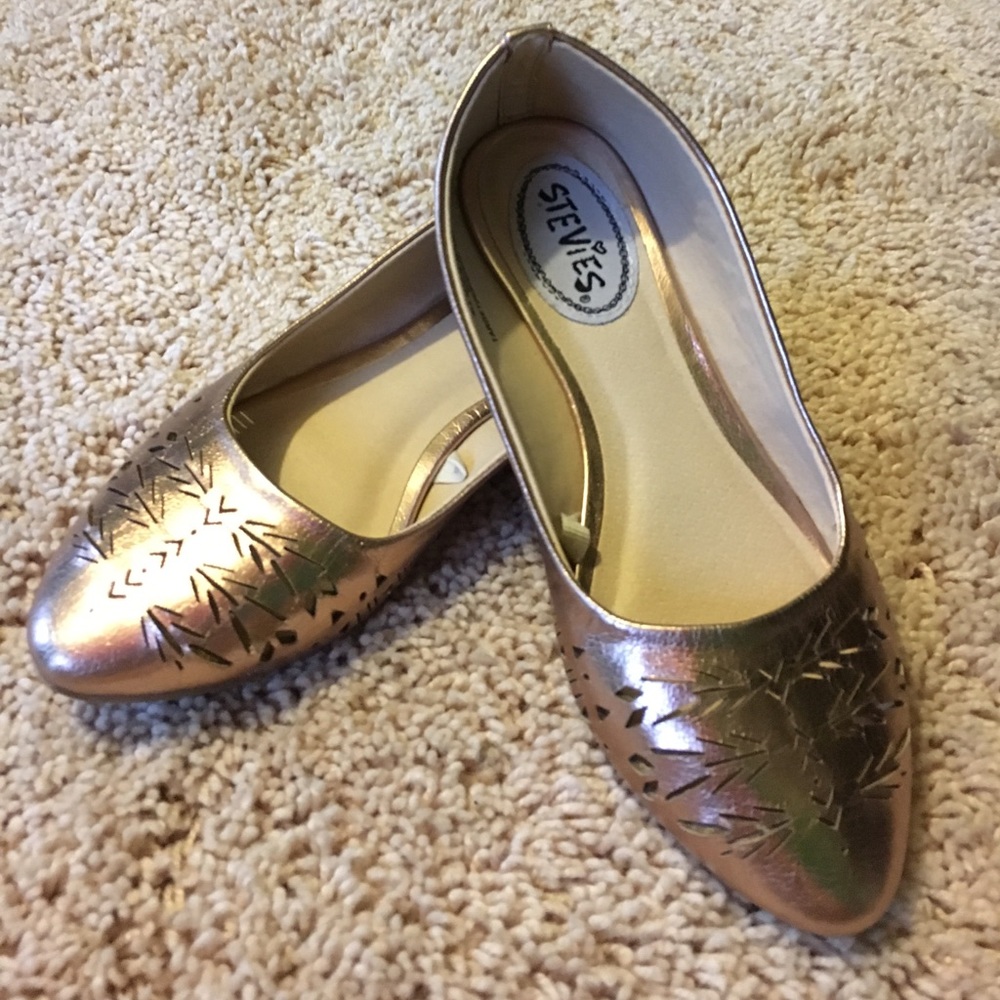 Girls rose gold flats