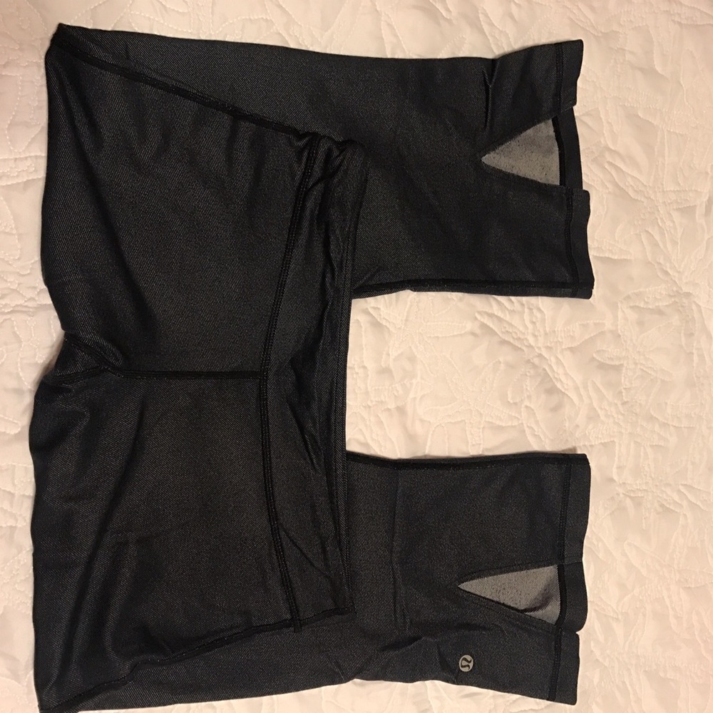 Lululemon "blue jean" crops