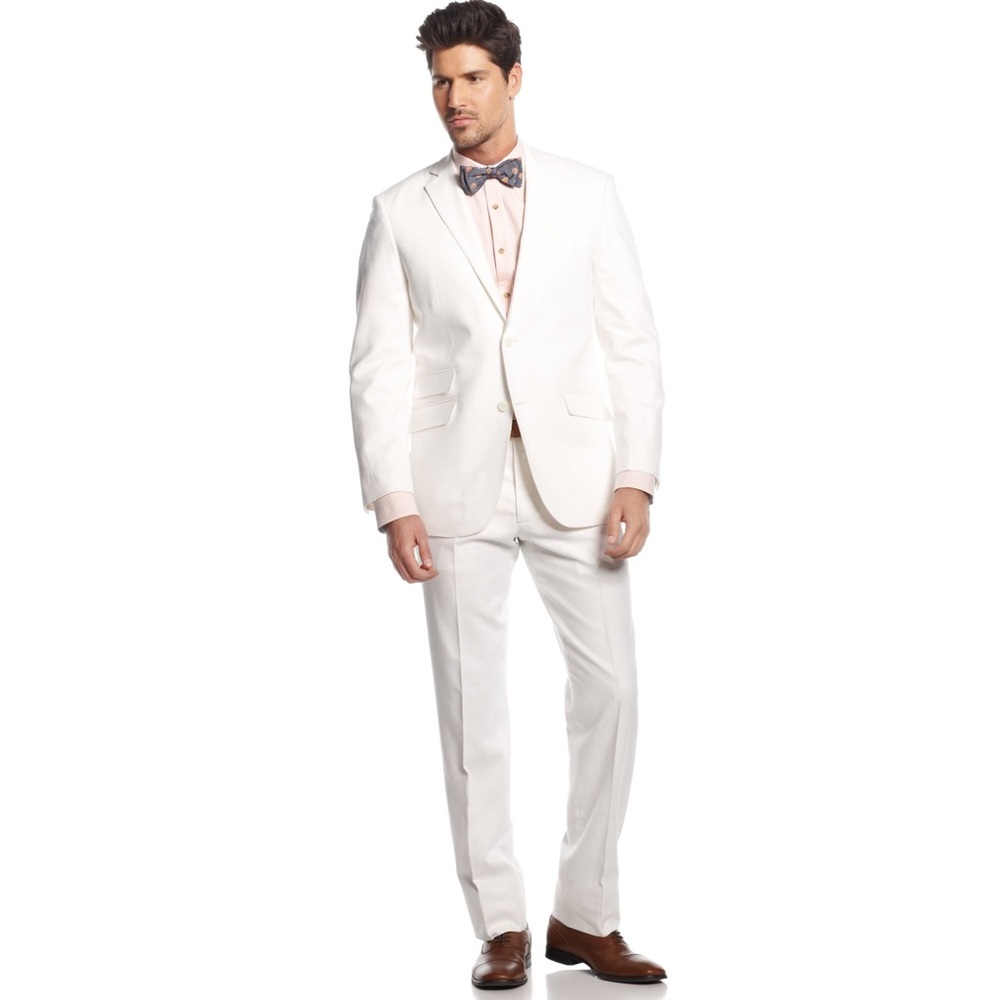 Sexy white linen men's suit perfect for Summer!!
