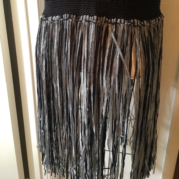 🆕Multi Color Fringe Top - Picture 5 of 8