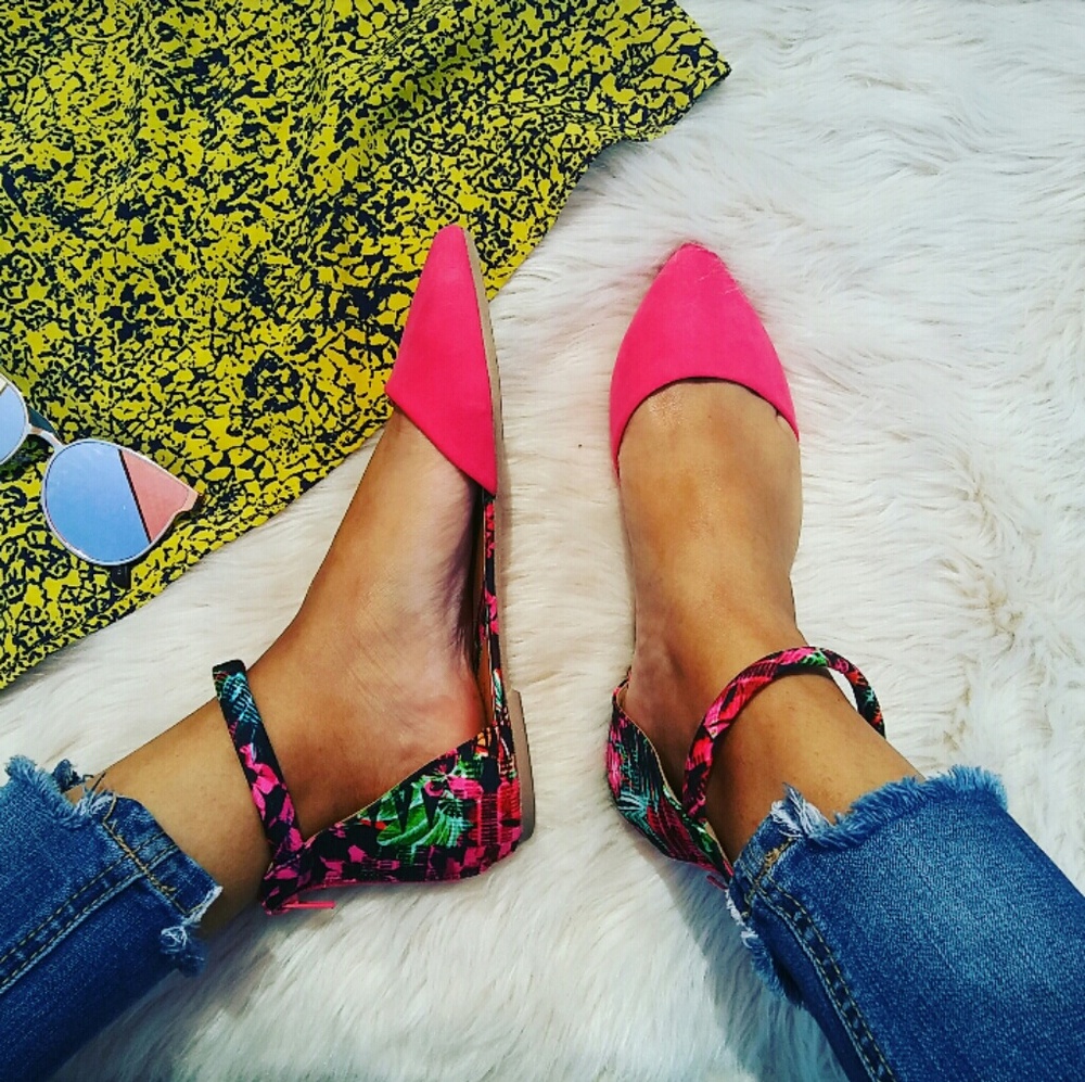 //The Safari// Hot pink D'orsay Flats - Picture 5 of 5