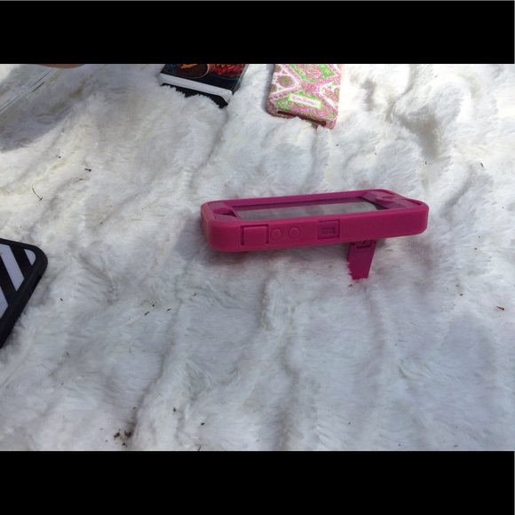 I phone 5s cases - Picture 3 of 4