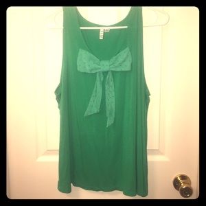 Green bow top