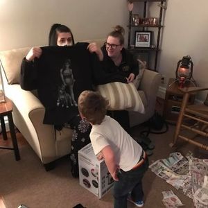 Meet your Posher, Kelly