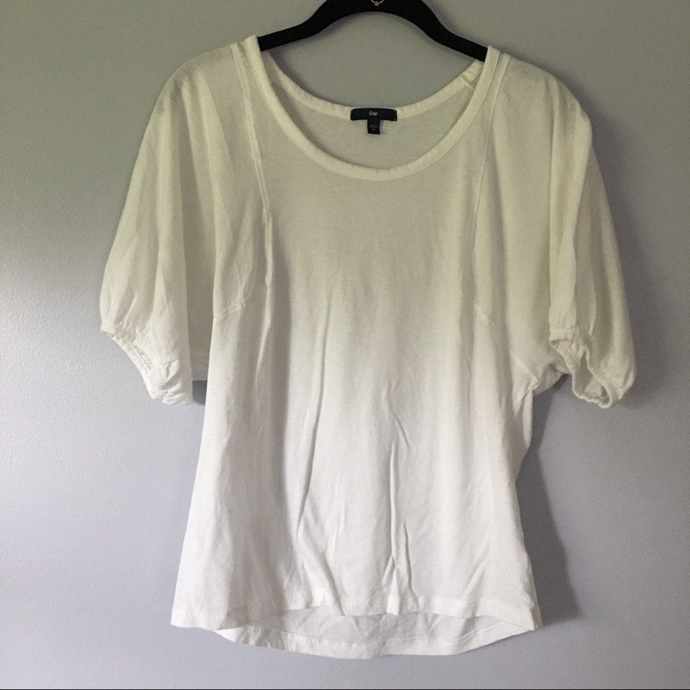 💥5 for $20 - GAP White Half Sleeve Shirt