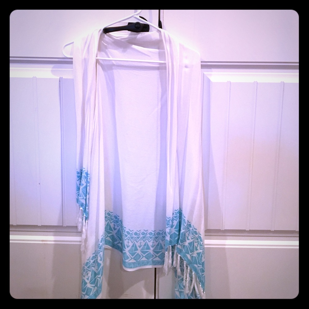 Size small swimsuit cover up or shaw