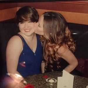 Meet your Posher, Abby