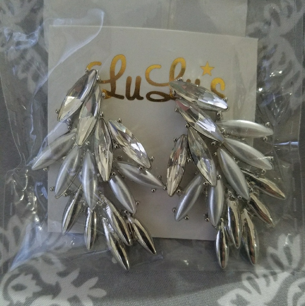 Lulus earrings