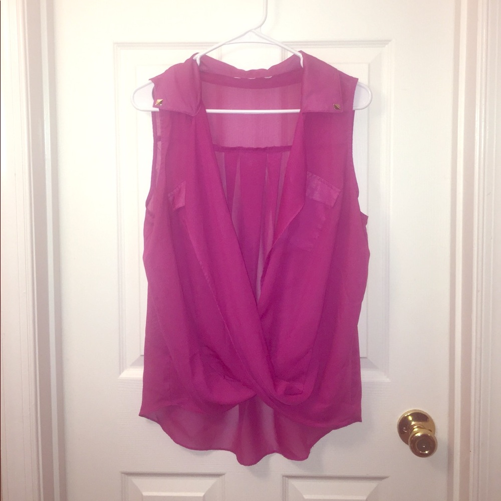 Cute mauve drape top