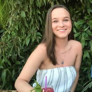 Meet your Posher, Maddie