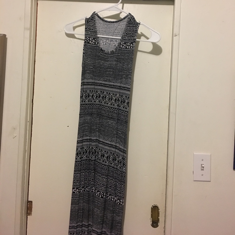 Long dress with small back cutout